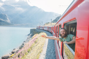 13-tägiges Abenteuer: Eine landschaftlich reizvolle Zugfahrt und 5 beliebte Nationalparks der USA