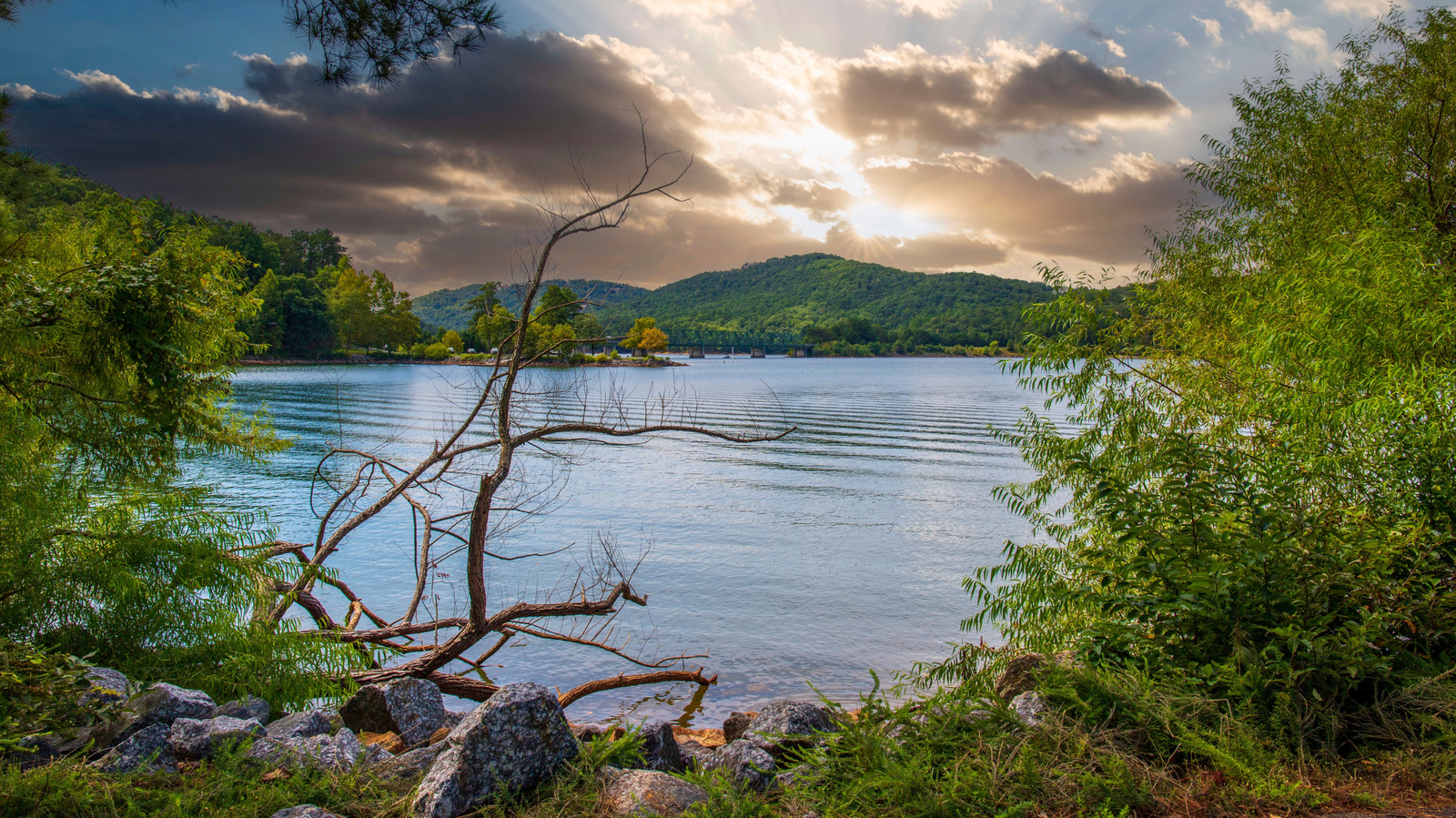 Quiet RV Camping And Lake Recreation Await At This Beautiful State Park In Georgia

