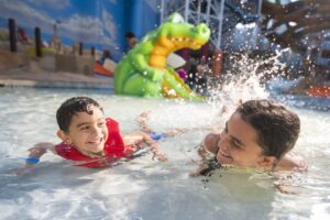 Virginias größter Hallen-Wasserpark eröffnet 2026