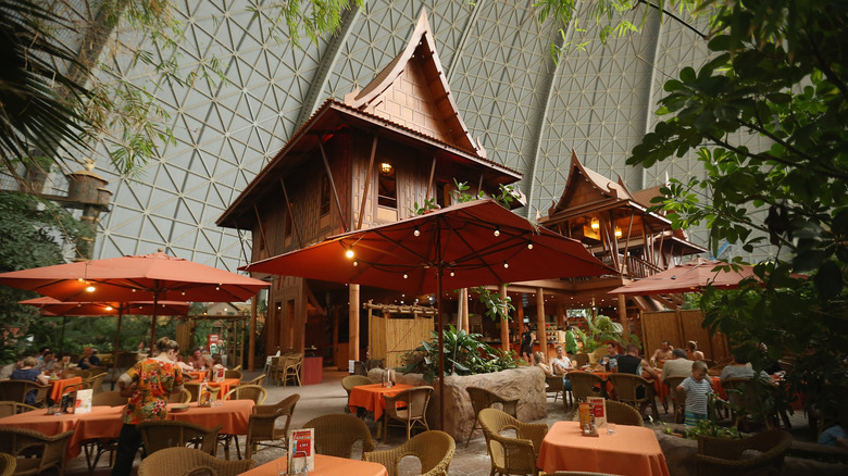 restaurants in Tropical Islands Resort near Berlin Germany