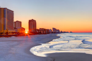 Floridas beliebte Strandstadt verhängt eine Strafe von 500 US-Dollar bei Verstoß gegen diese Schwimmregel