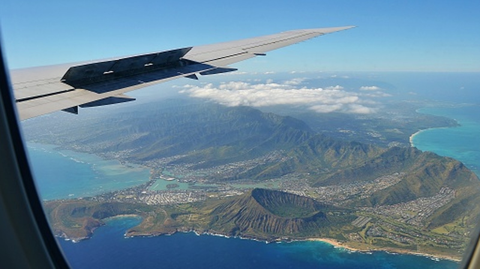 One Of Hawaii's Most Popular Airports Was Ranked The Best For Summer Travel In 2026

