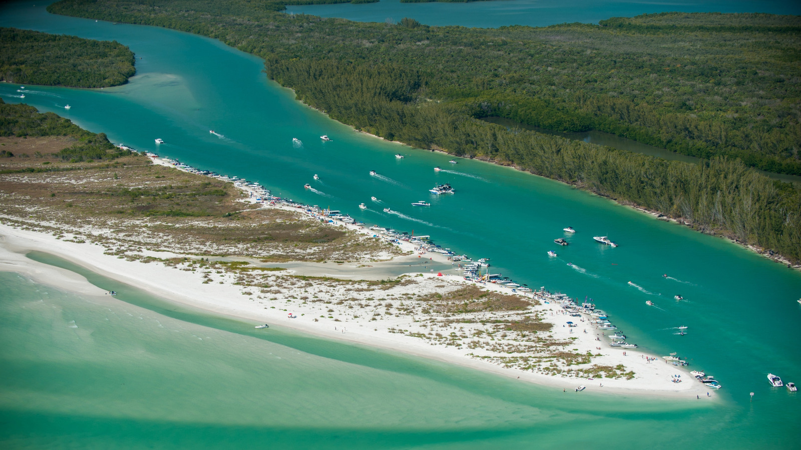 This Lesser-Known Island In Florida Feels Like A Caribbean Getaway

