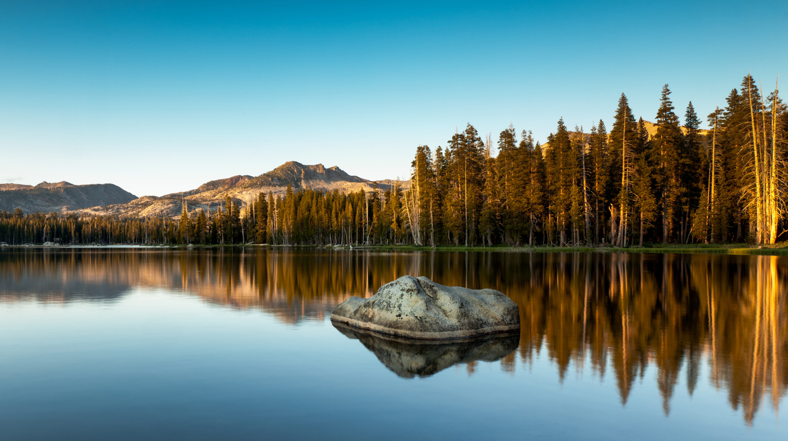 Forget Lake Tahoe, Camp & Hike In California's Underrated Destination In The Sierra Nevada

