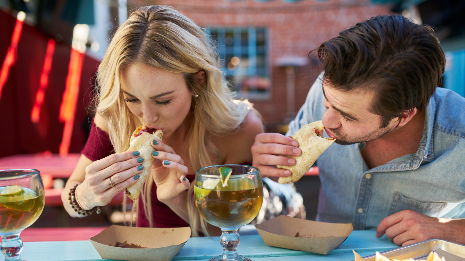 4 Mexican Restaurant Mistakes American Tourists Make Within The First 10 Minutes

