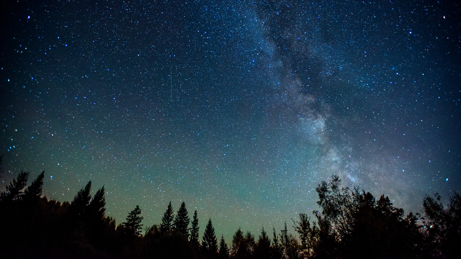 The Only International Dark Sky Park In Illinois Offers Surreal Midwest Stargazing

