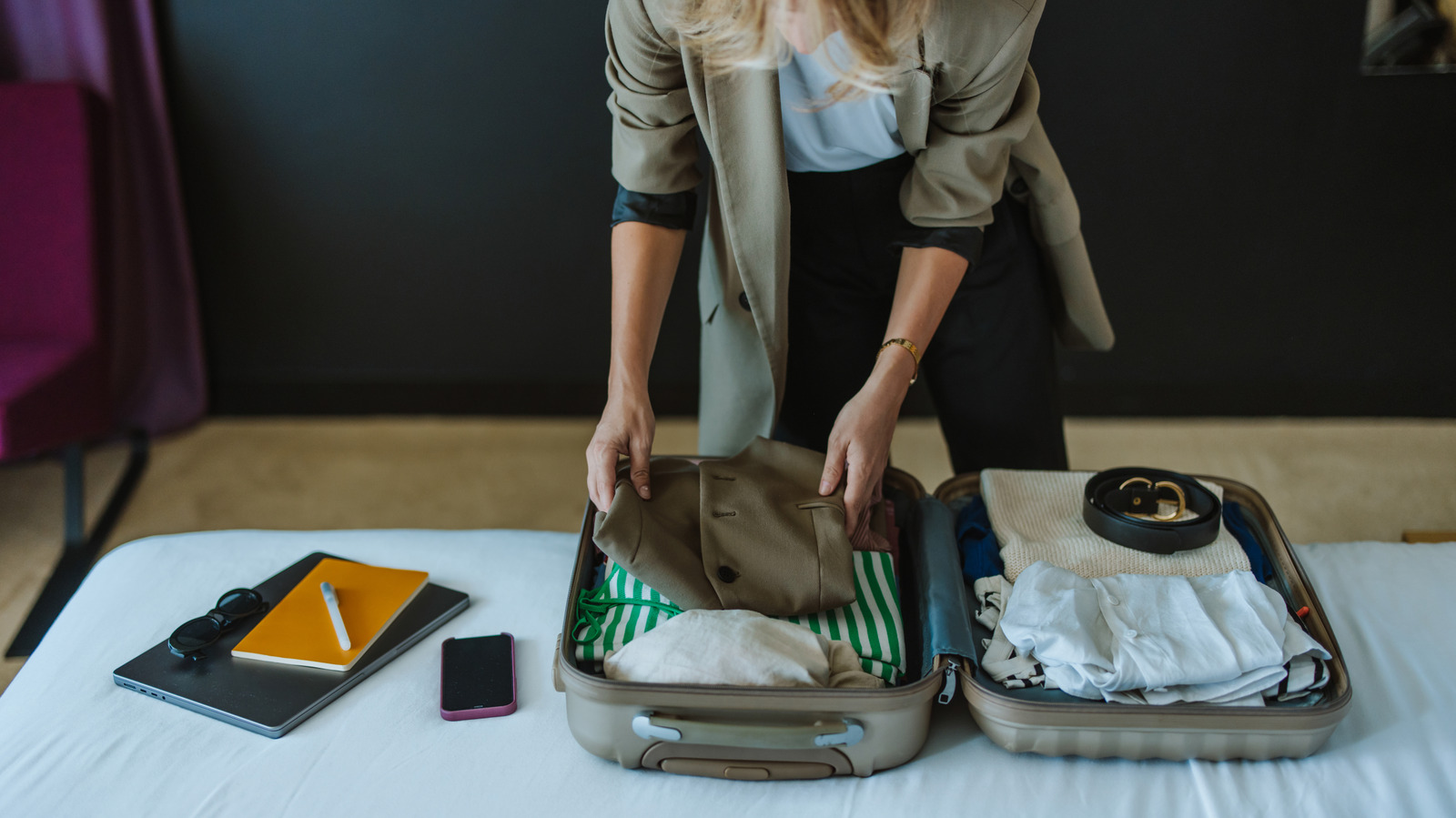 Rick Steves' Simple Clothing Tip If You're Worried About Looking Like A Tourist In Europe


