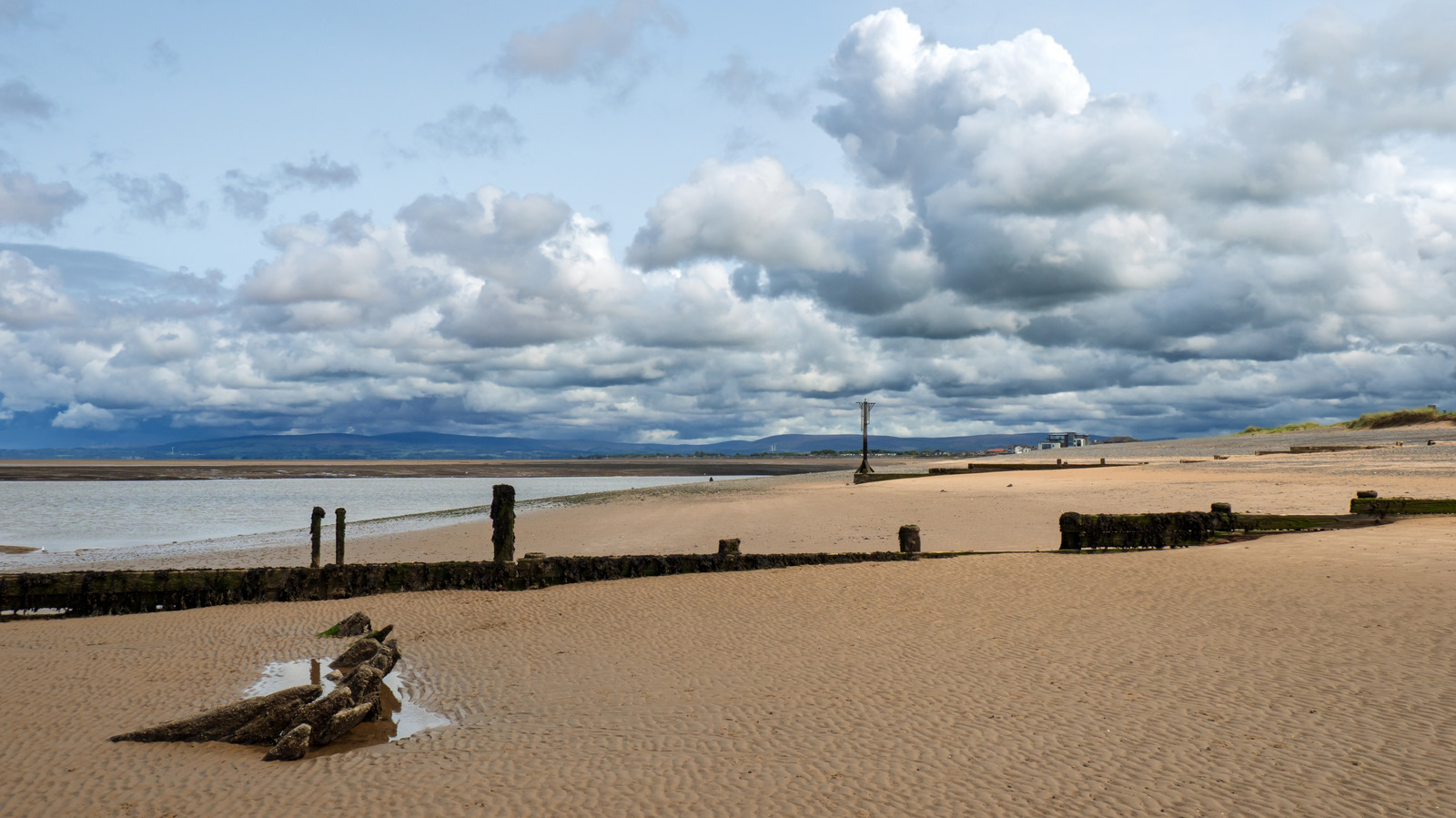 Near Blackpool Lies A Coastal English Town With Scenic Trails And Award-Winning Beaches

