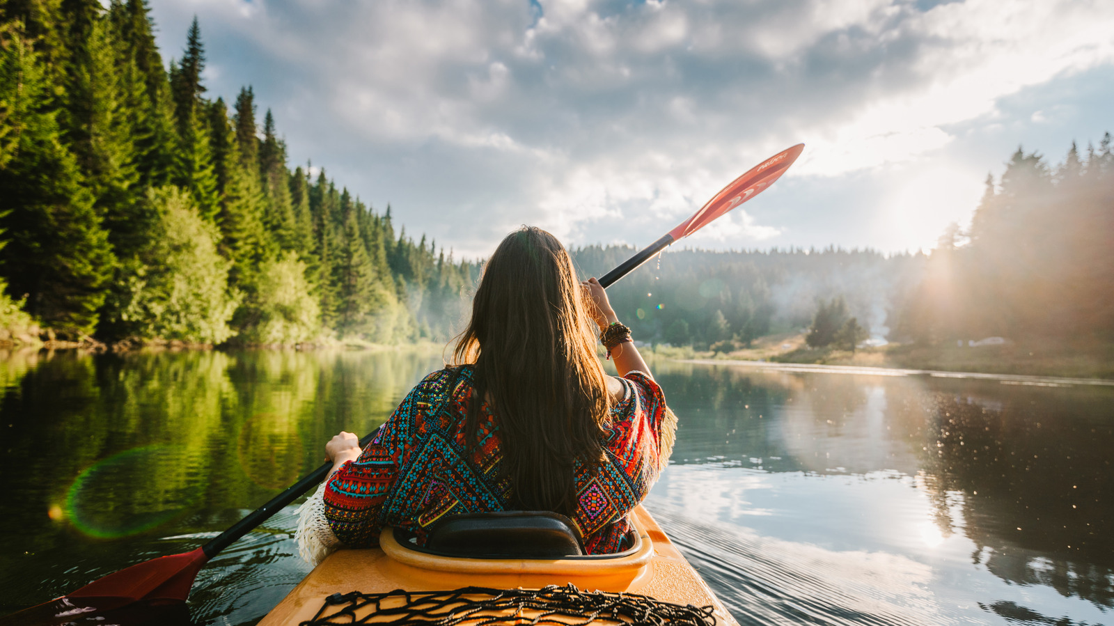 The U.S. State With The Most Lakes By Far Is A Scenic Paradise For Kayakers

