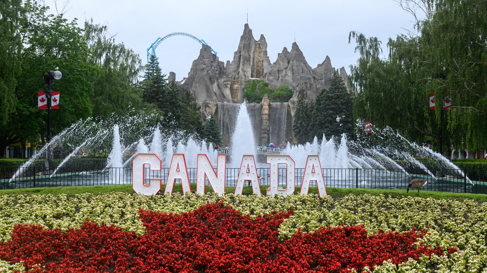 Canada's Massive Amusement Park Is One Of The Largest In North America


