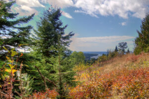 Einer der am wenigsten besuchten Nationalparks der USA – Herbstlaub-Ausflug mit 170 Meilen Wanderwegen