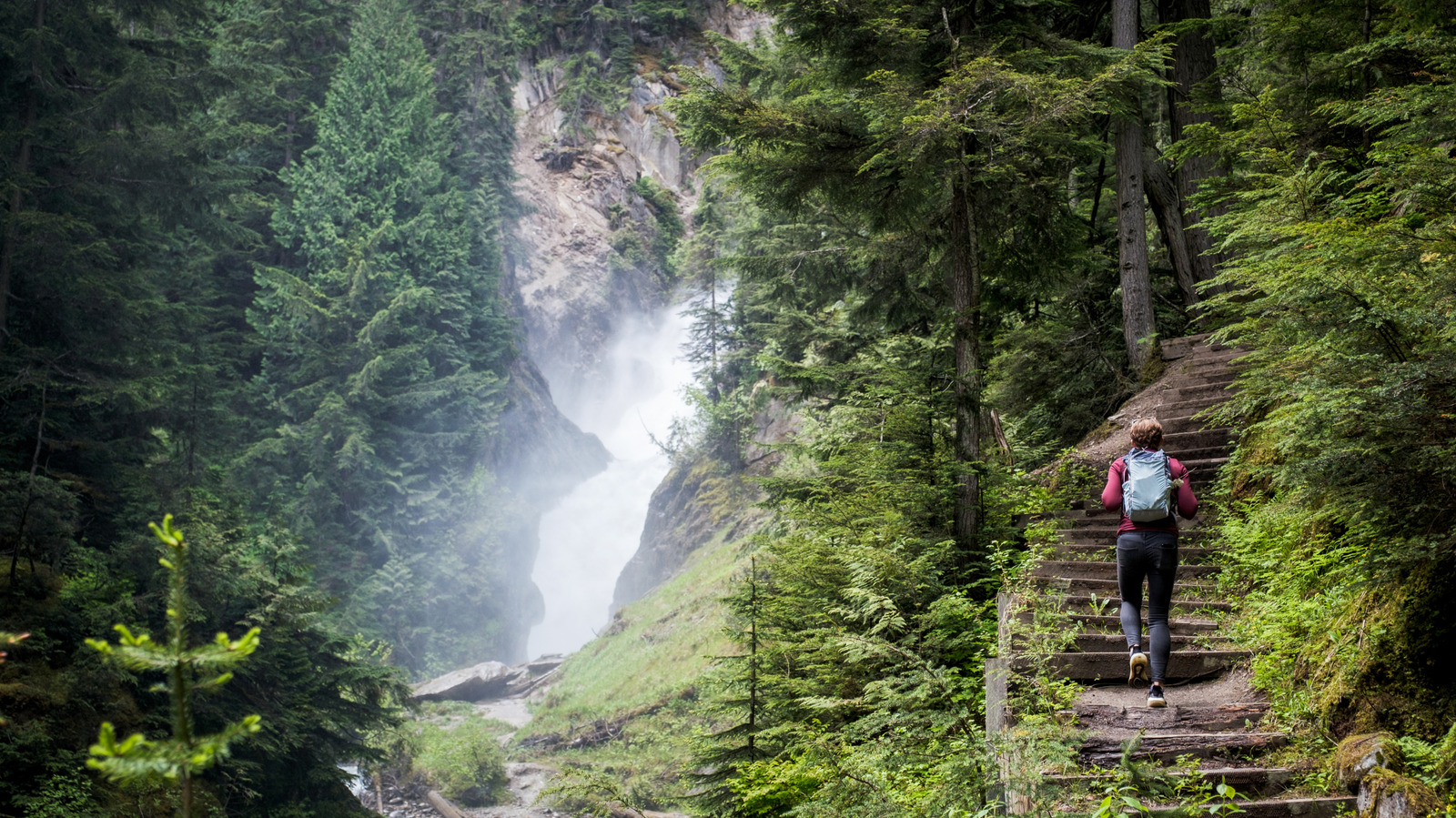 The Country Voted Best In The World For Hiking Is Full Of Stunning Lakes And National Parks

