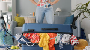 Travel Experts Recommend This Simple Clothing Rule To Avoid Overpacking Your Bag

