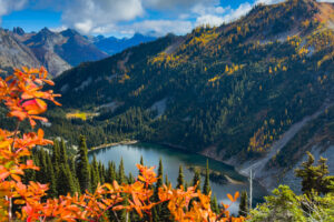 Einer der am wenigsten besuchten Nationalparks der USA: Wanderwege mit herrlichem Herbstlaub